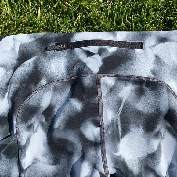 LULULEMON speed up crop 21β - Picture 12 of 15